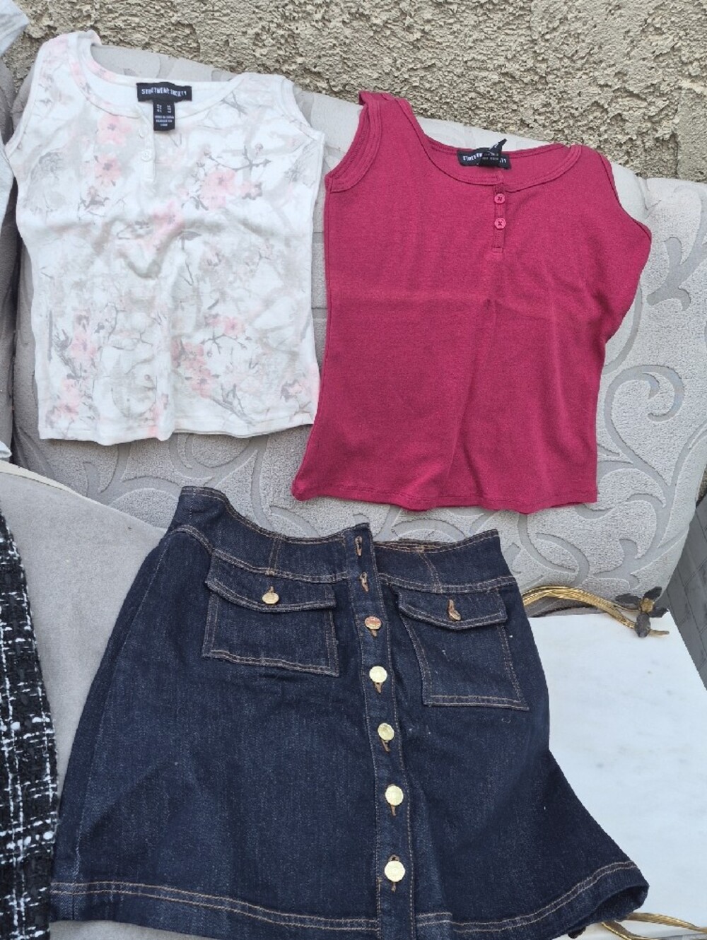Bundle Of Clothes. Never Worn. New Without Tags, Except For Blazer Worn Once. - Picture 3 of 7